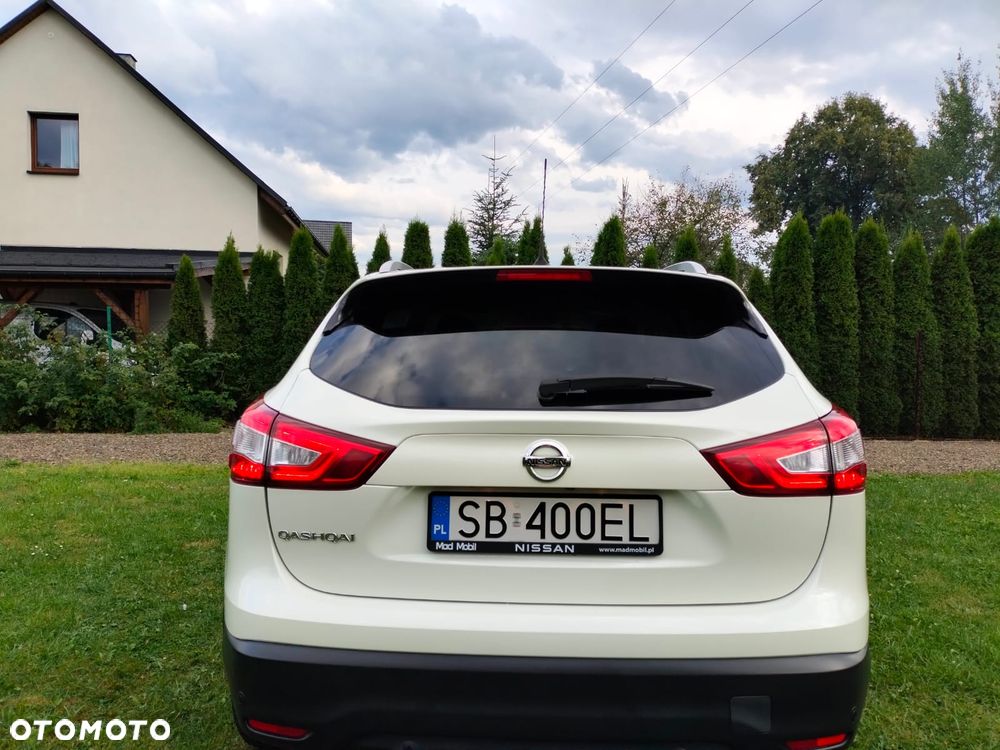 Nissan Qashqai 1.2 DIG-T Acenta EU6 - 8