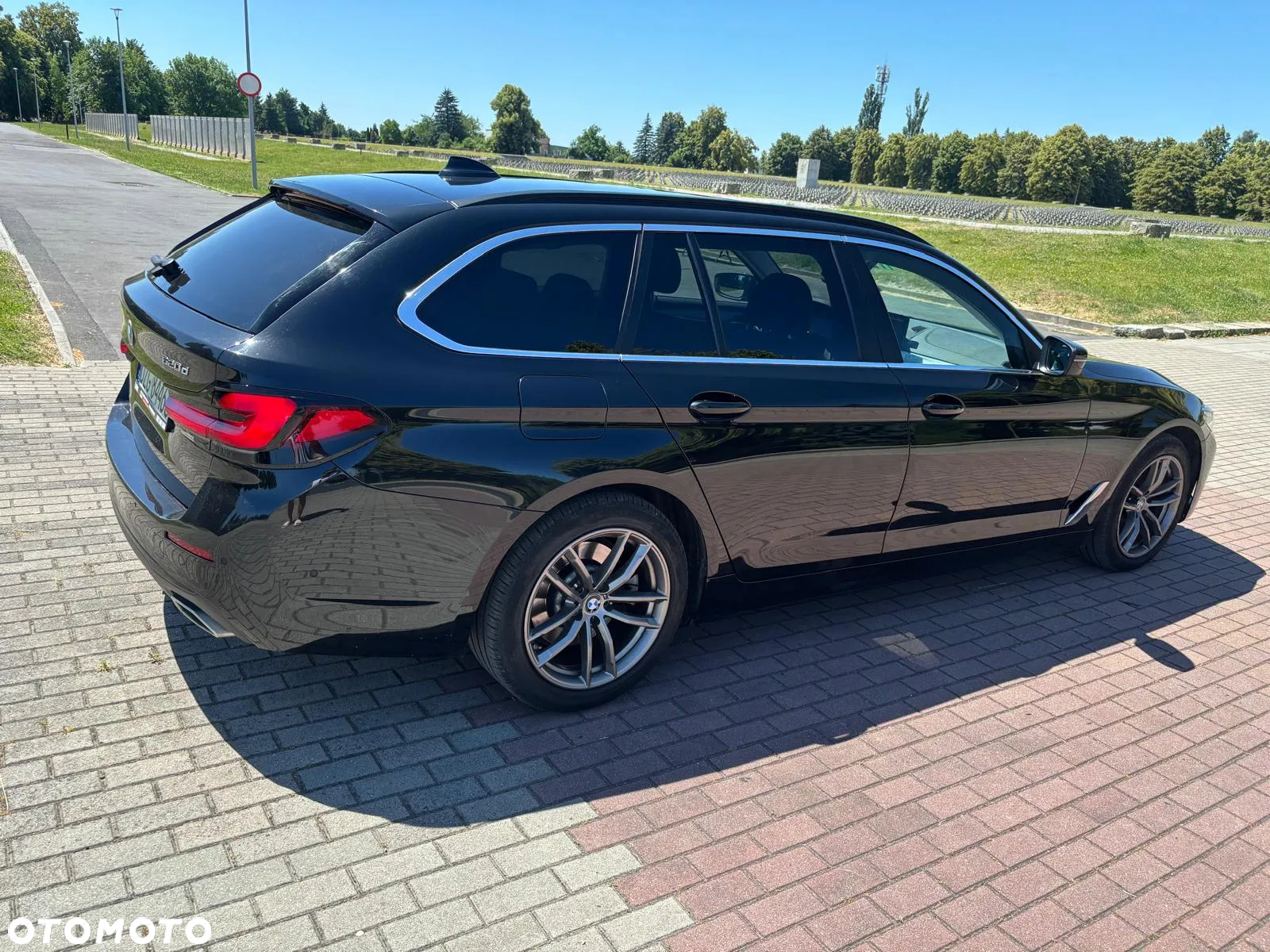 BMW Seria 5 520d Touring Luxury Line - 19