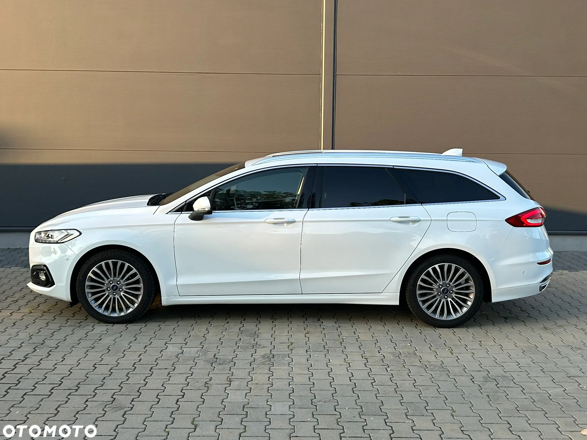 Ford Mondeo Turnier 2.0 EcoBlue Titanium - 8