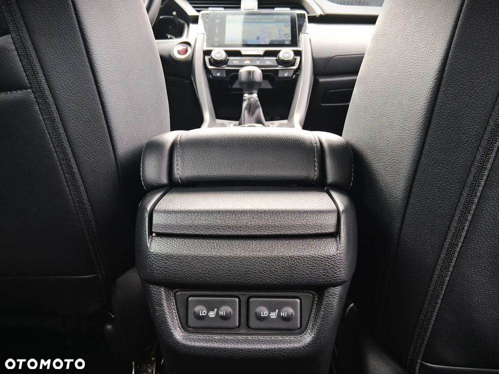 Honda Civic 1.5 T Executive - 11