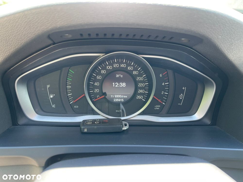Volvo V60 D4 Edition - 8