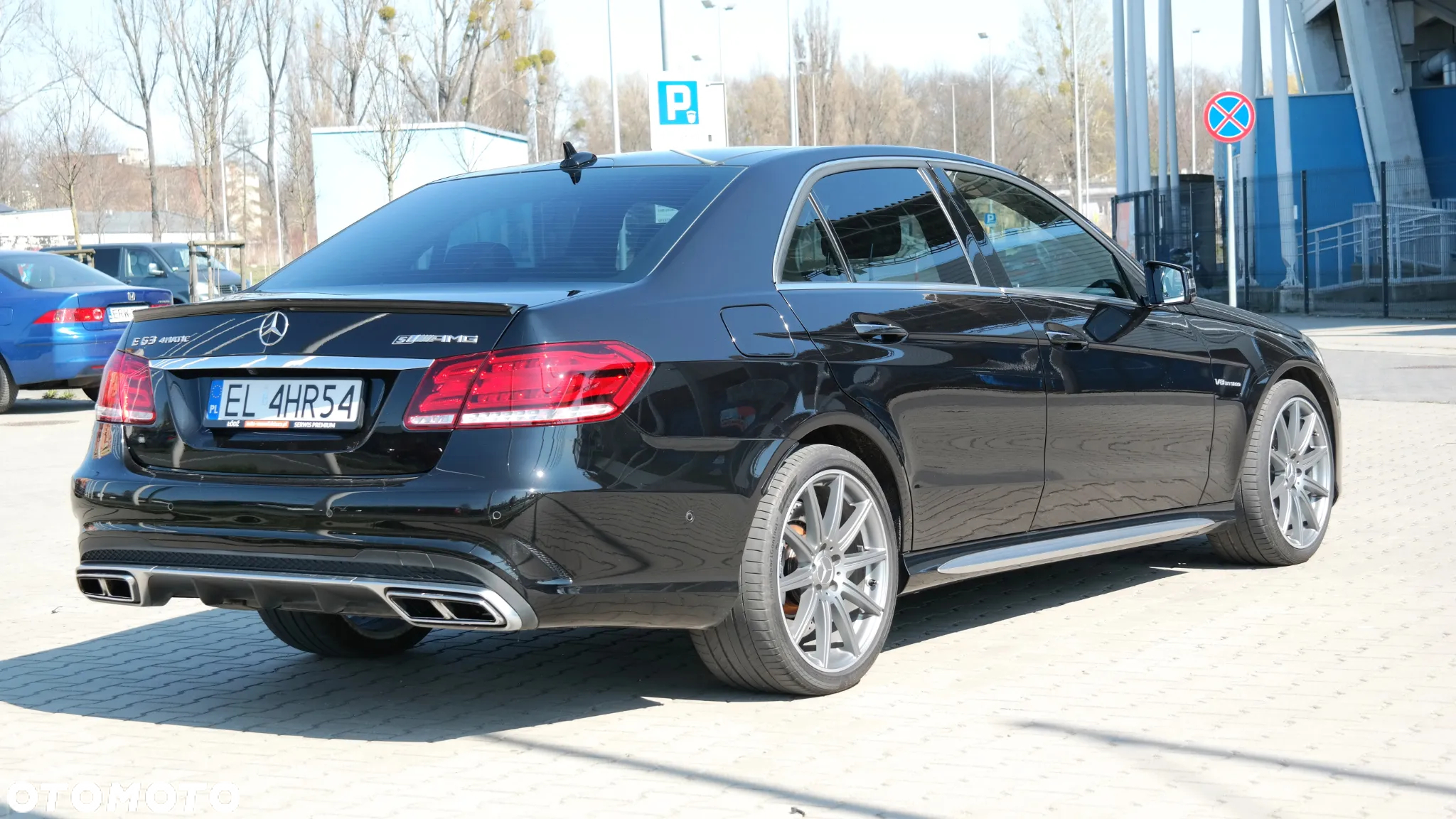 Mercedes-Benz Klasa E 63 AMG S 4-Matic - 32