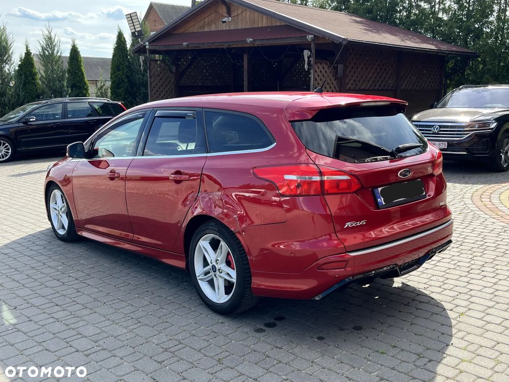 Ford Focus - 8