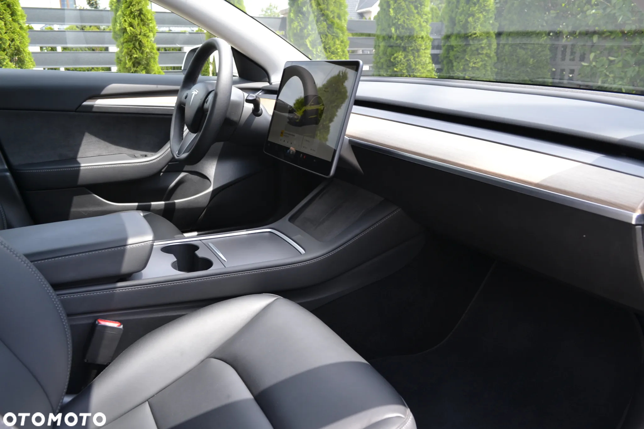 Tesla Model 3 Long Range RWD - 36