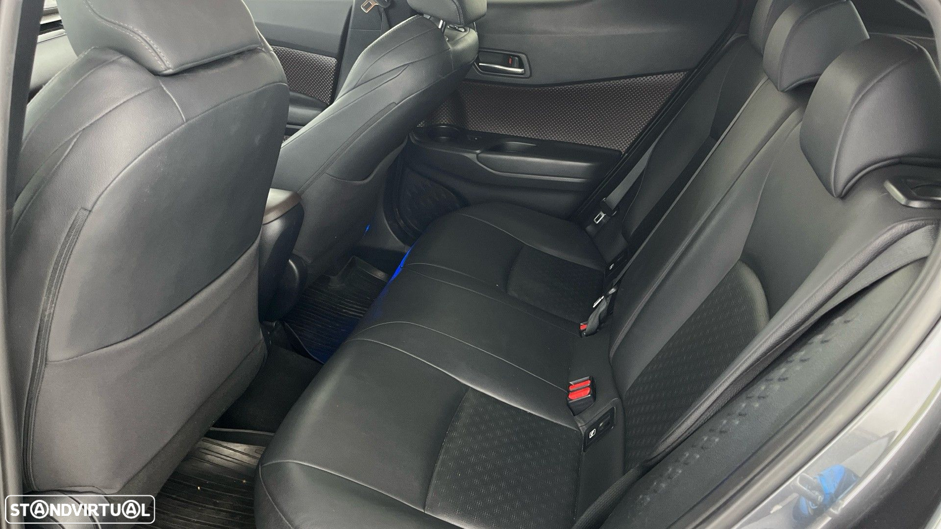 Toyota C-HR 1.8 HSD Exclusive - 15