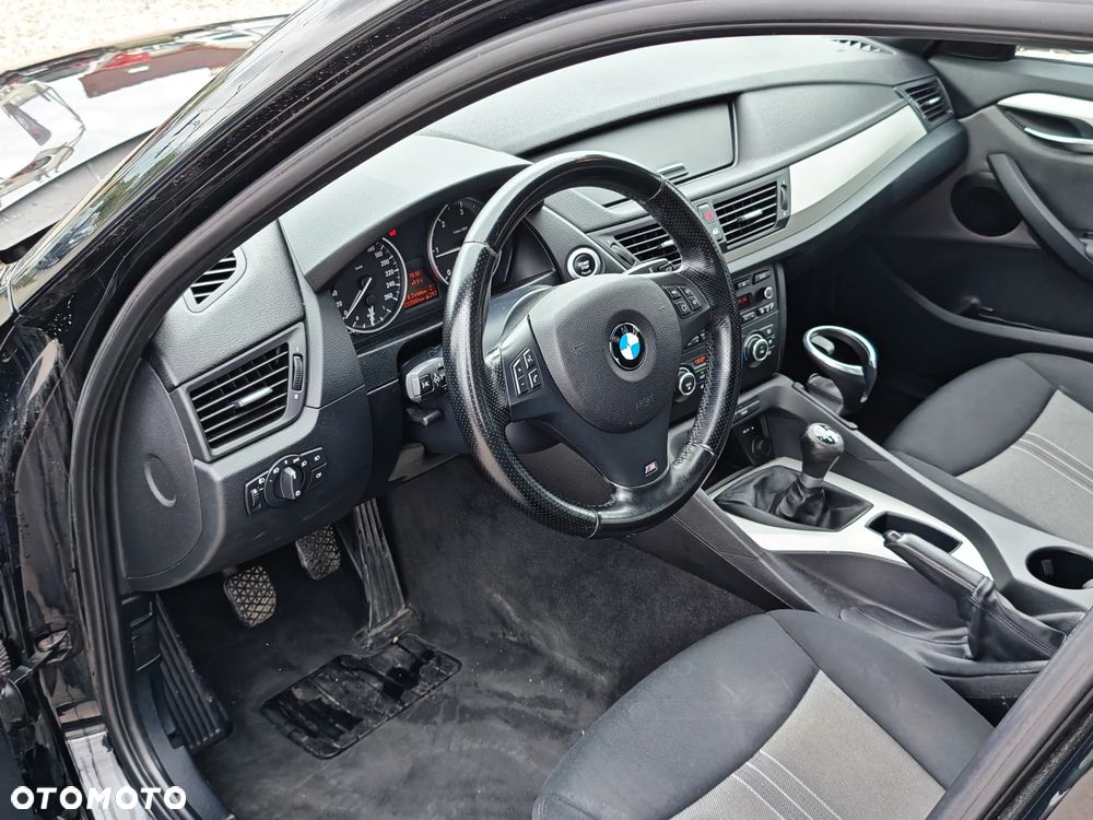 BMW X1 xDrive18d - 14