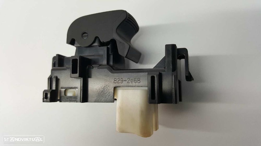 COMANDO DO ELEVADOR FRENTE DIREITO PEUGEOT 108 ACTIVE - 4