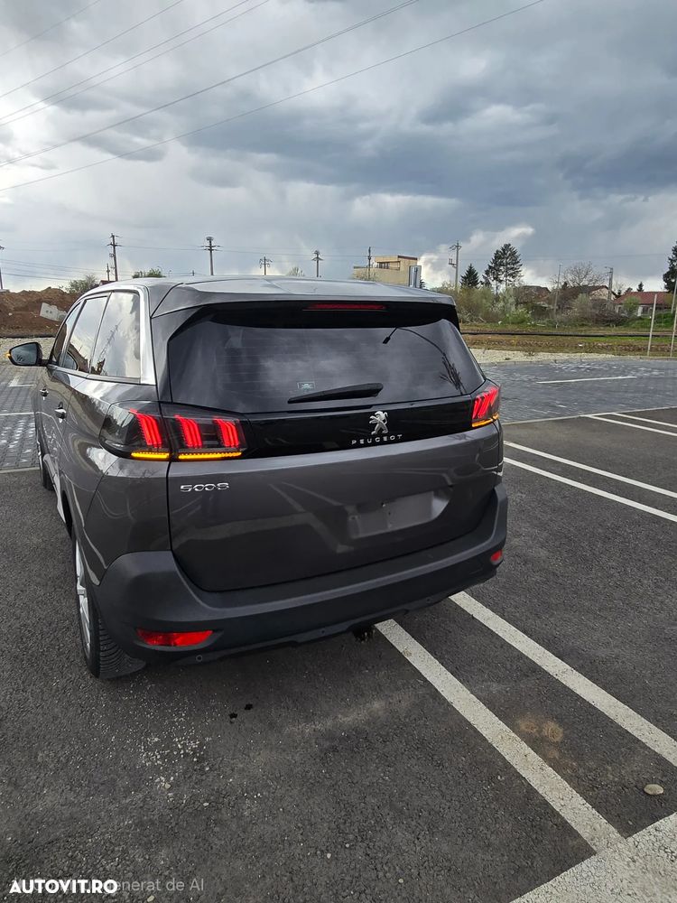 Peugeot 5008 1.2 Puretech Turbo s&s EAT8 Allure - 6