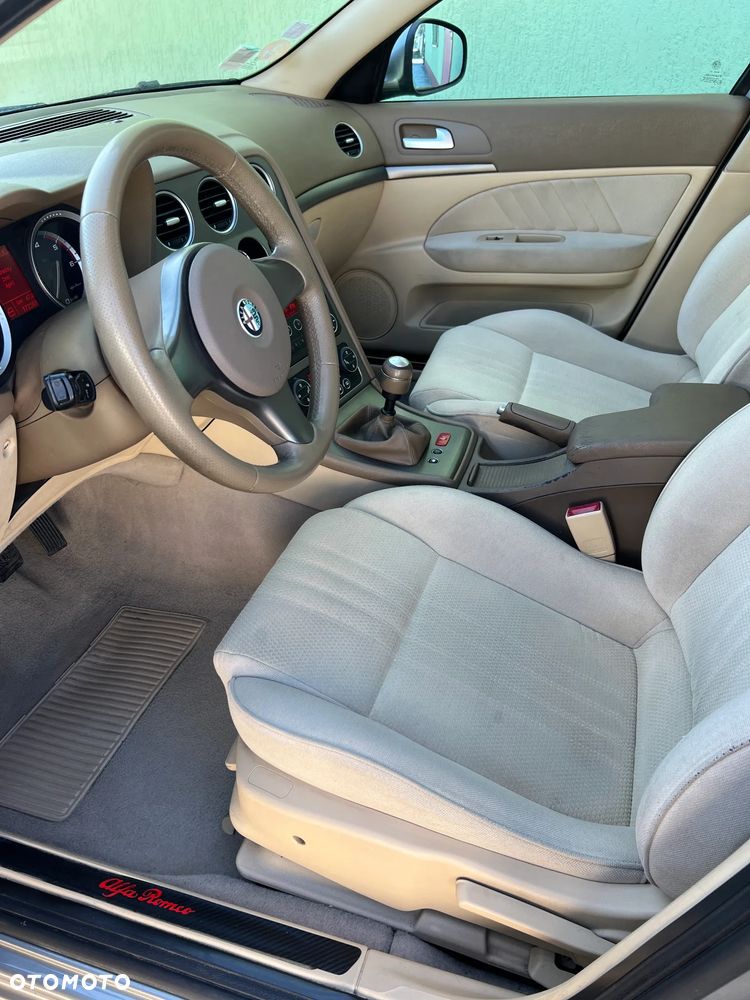 Alfa Romeo 159 - 10