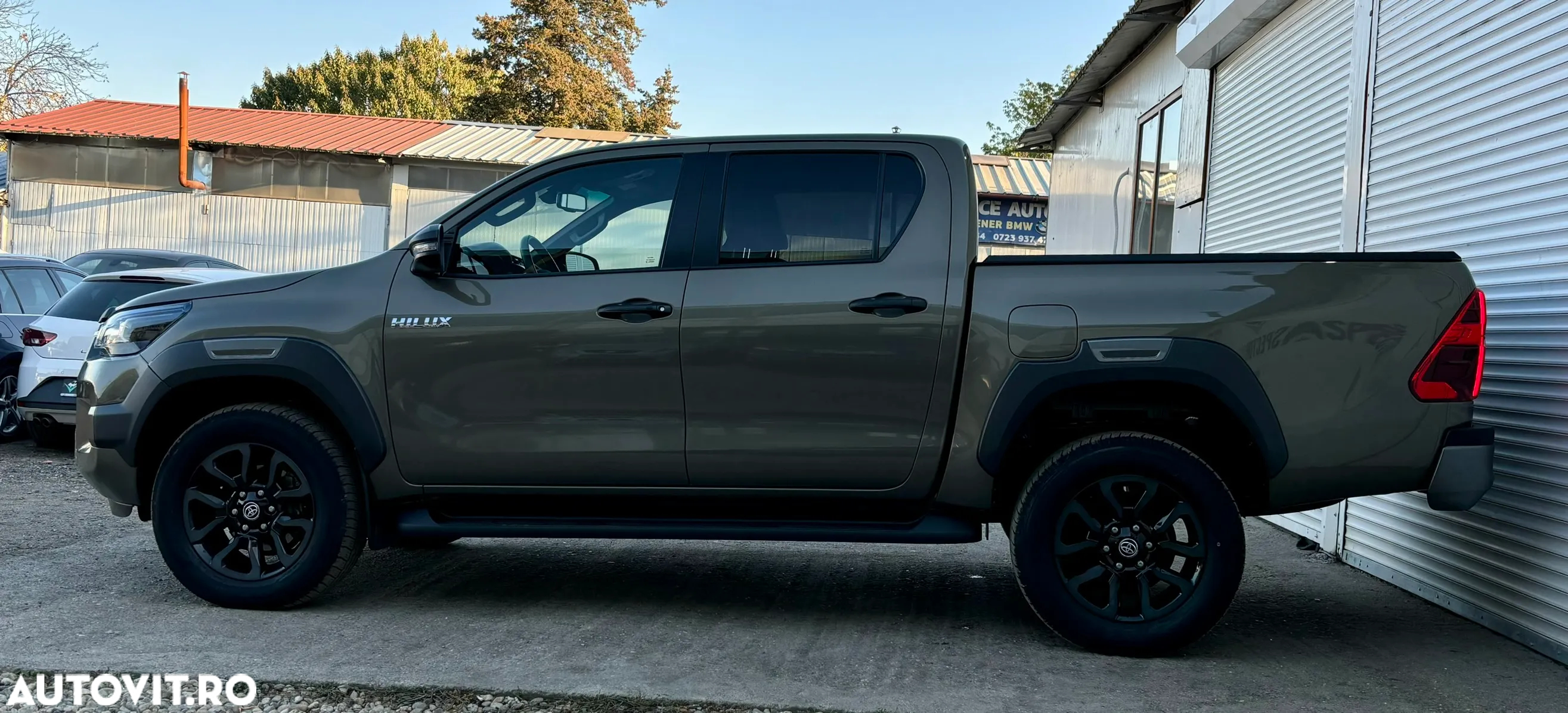 Toyota Hilux 2.8D 204CP 4x4 Double Cab AT Invincible - 16