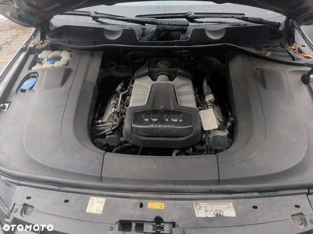 Volkswagen Touareg - 19