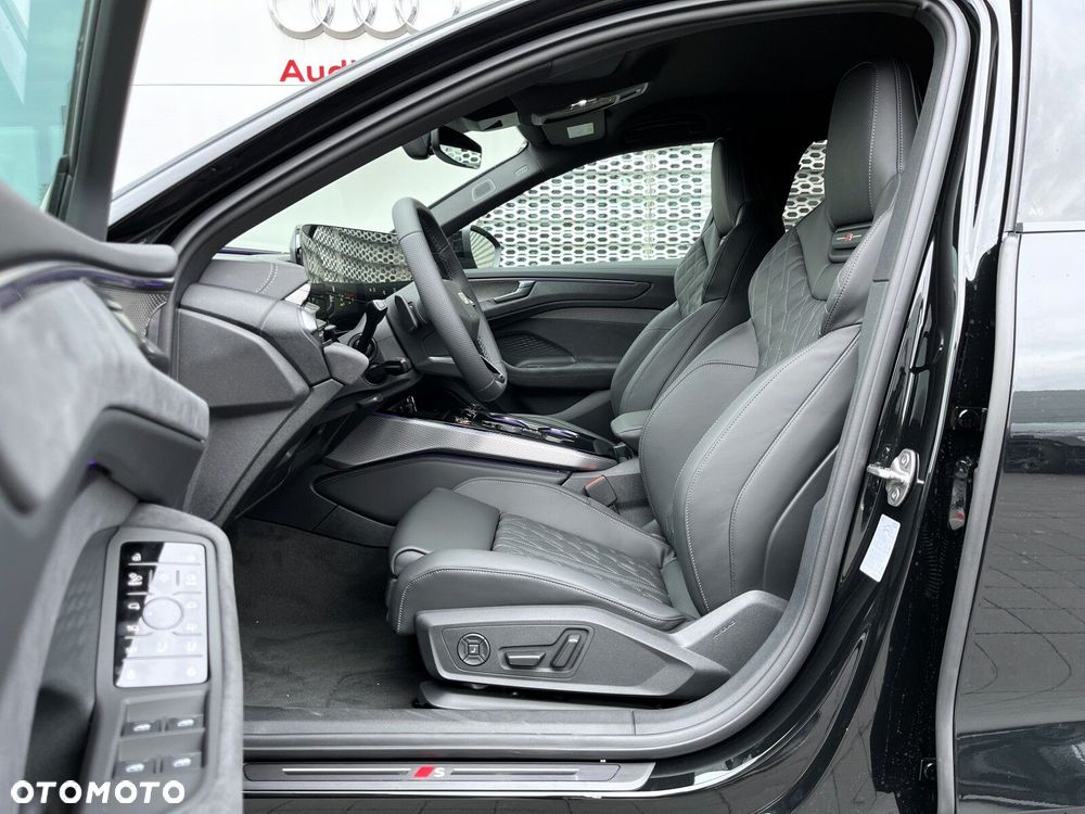 Audi A6 - 6