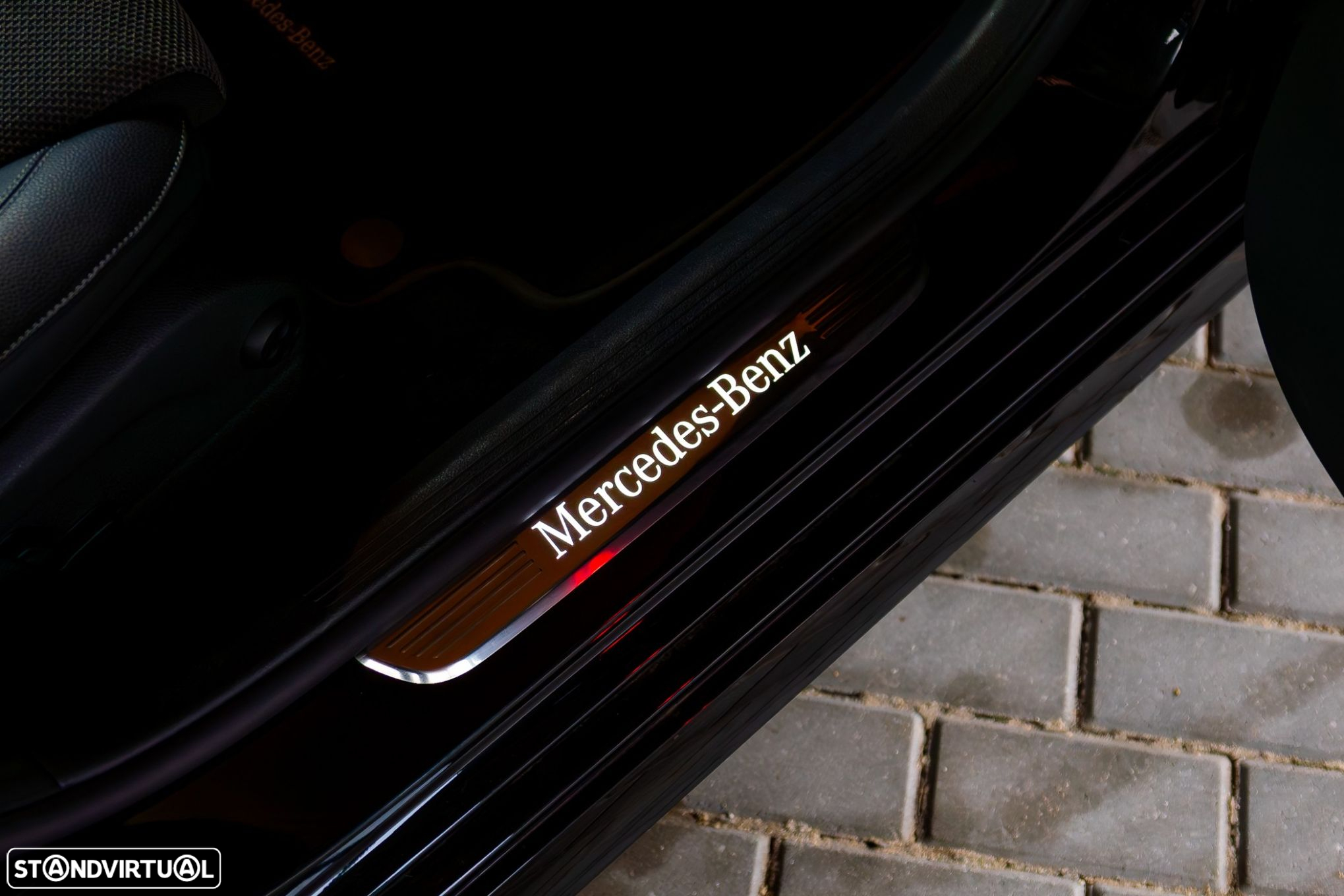 Mercedes-Benz E 300 de AMG Line - 20