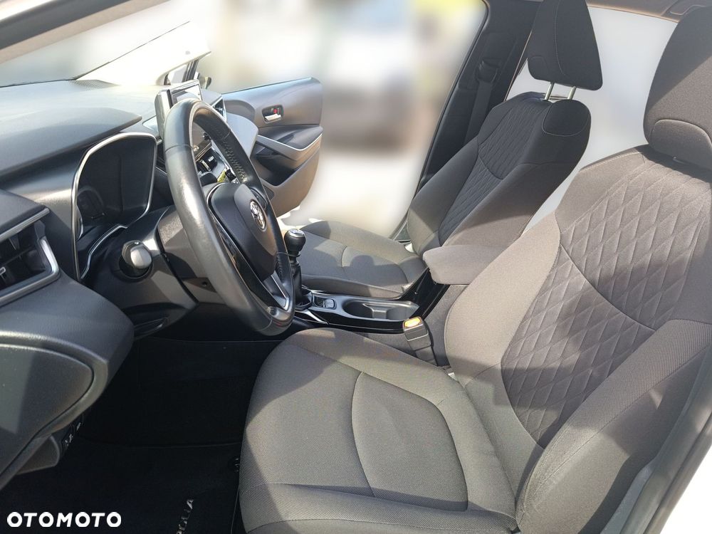 Toyota Corolla 1.6 Comfort - 19