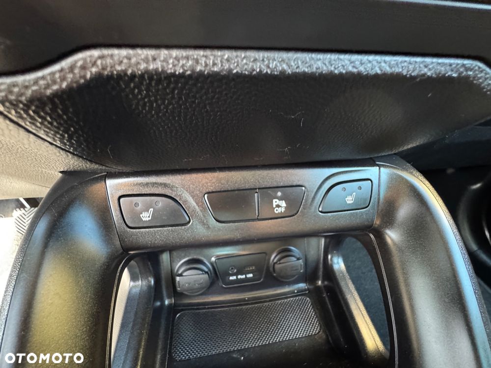 Hyundai ix35 1.7 CRDi Premium 2WD - 18