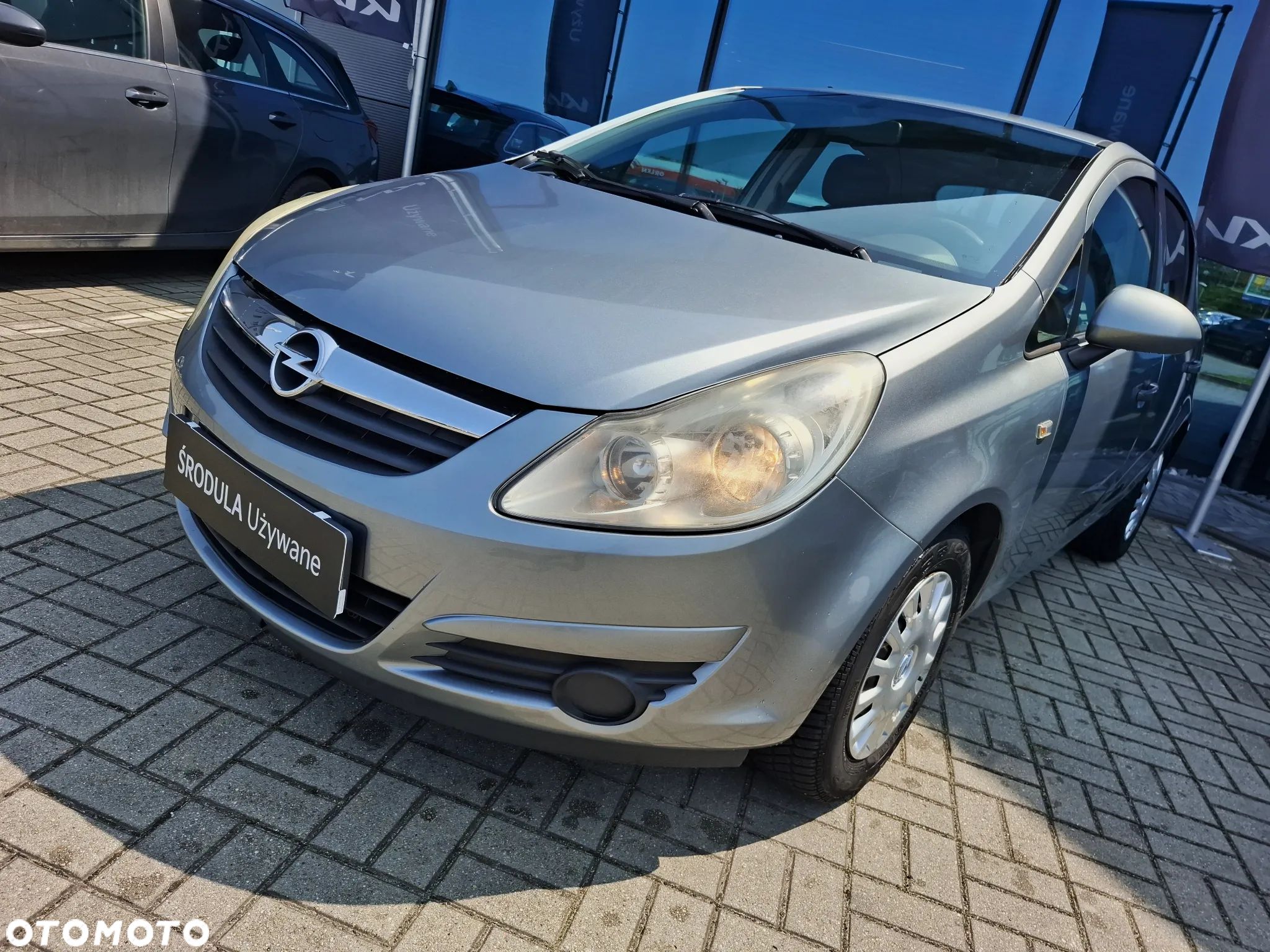 Opel Corsa 1.2 16V Essentia - 1