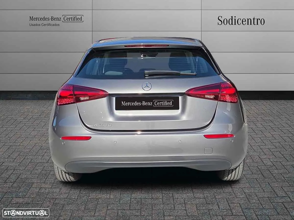 Mercedes-Benz A 200 Standard - 8