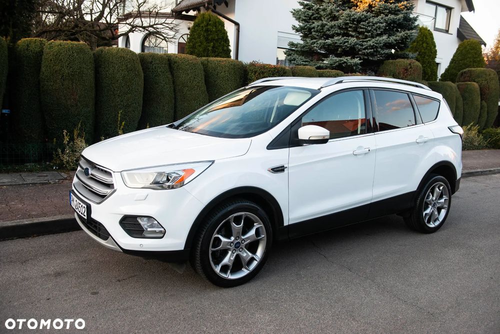 Ford Kuga 2.0 TDCi 4x4 Titanium - 10