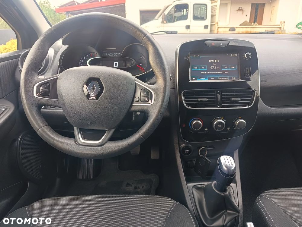 Renault Clio 1.2 16V 75 LIMITED - 16