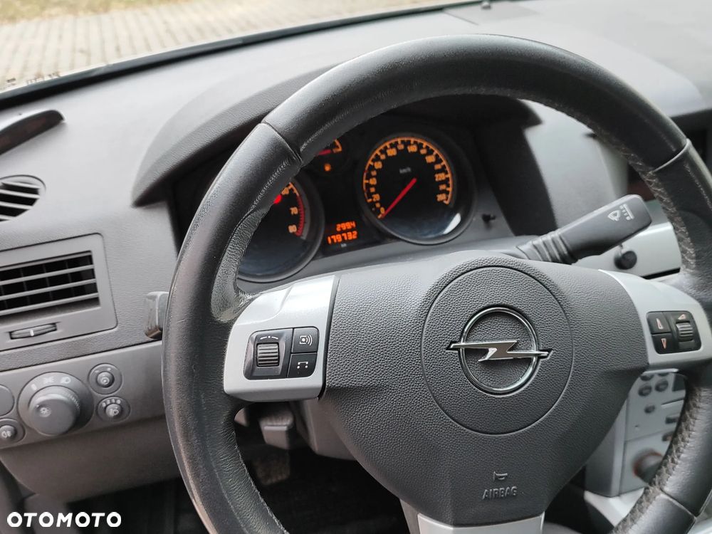 Opel Astra 1.4 - 8