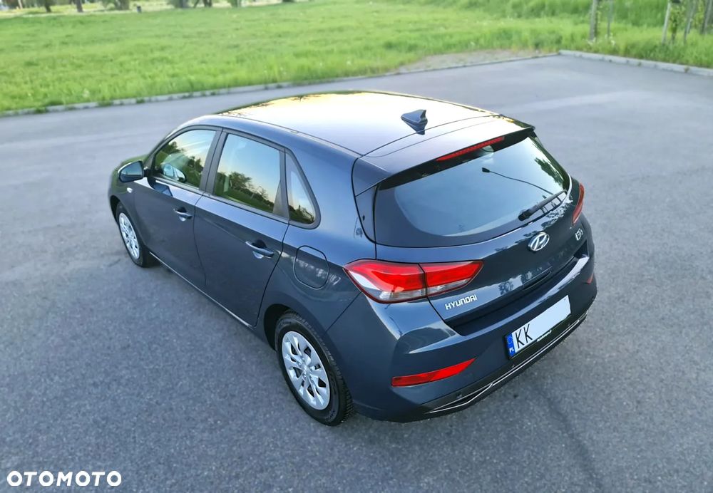 Hyundai i30 1.5 DPI Modern - 17