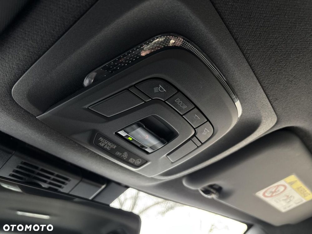 Toyota Corolla 1.8 Hybrid Comfort - 30