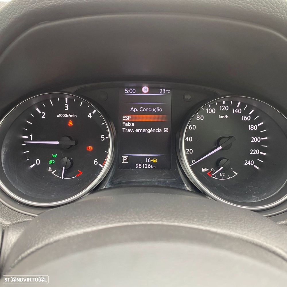 Nissan Qashqai 1.6 dCi N-Connecta Led Xtronic - 36