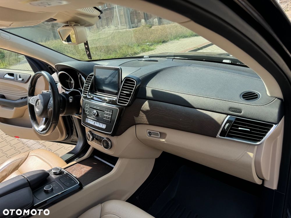 Mercedes-Benz GLE Coupe 350 d 4-Matic - 28