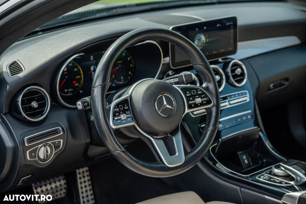 Mercedes-Benz C 300 9G-TRONIC AMG Line Plus - 7