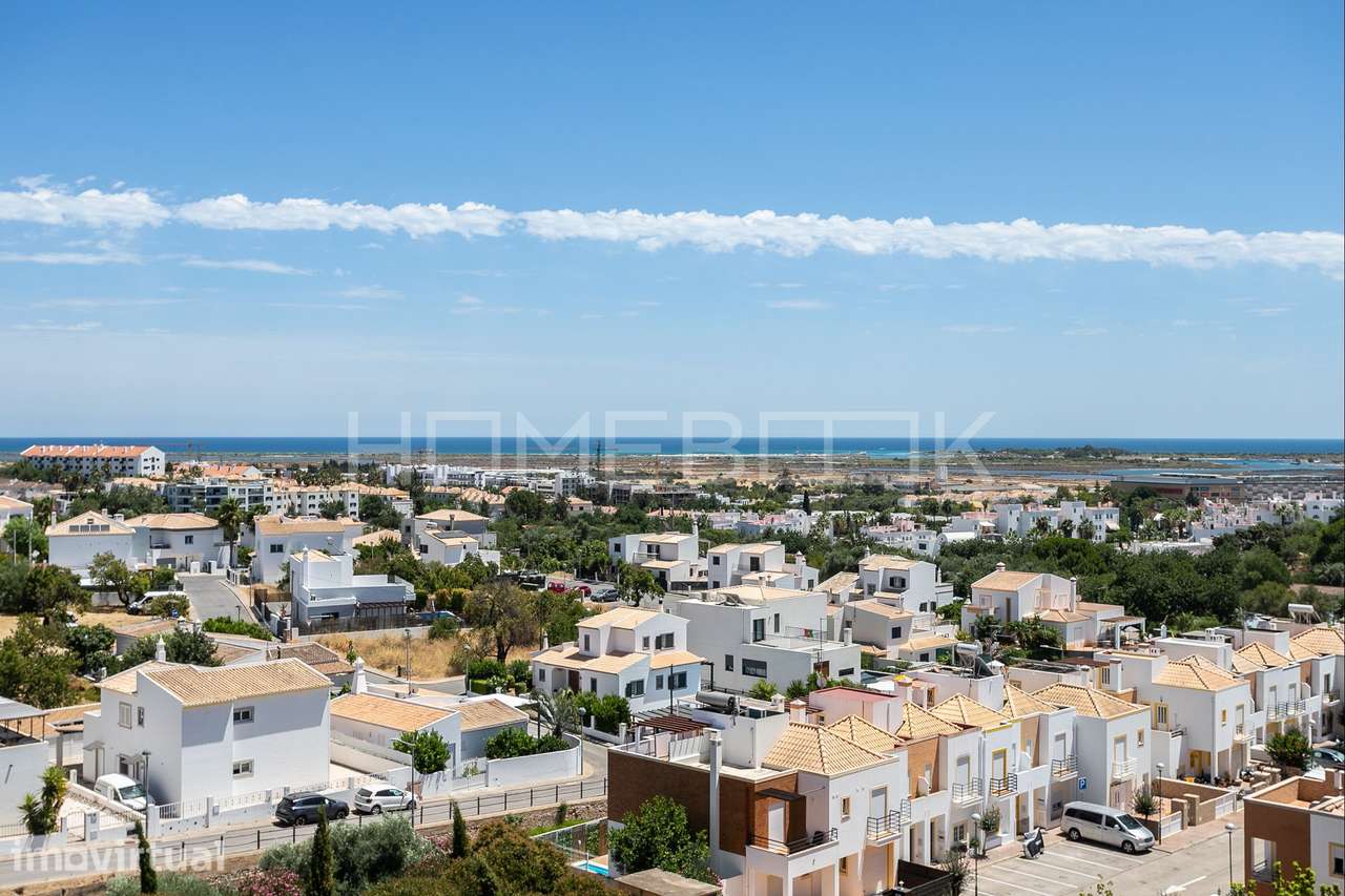T1  convertido em T2 | Terraço Privativo | Garagem | Elevador - Grande imagem: 5/20