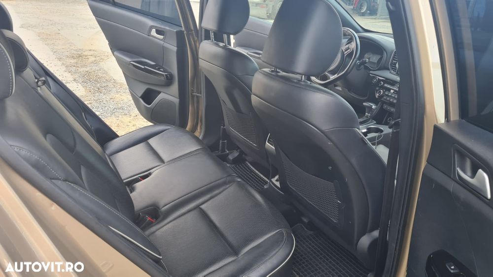 Kia Sportage 1.6 T-GDI 7DCT 4x4 GT Line - 11