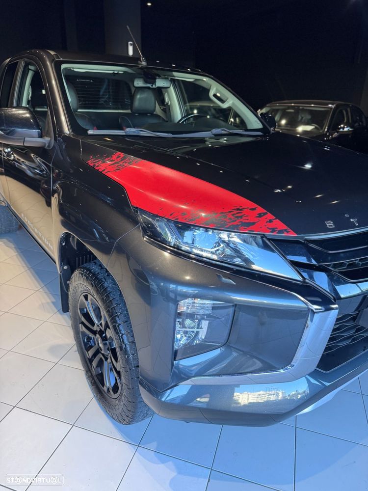 Mitsubishi L200 2.3 DI-D Strakar Space Cab Intense 4WD - 2