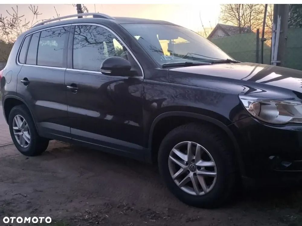 Volkswagen Tiguan - 2