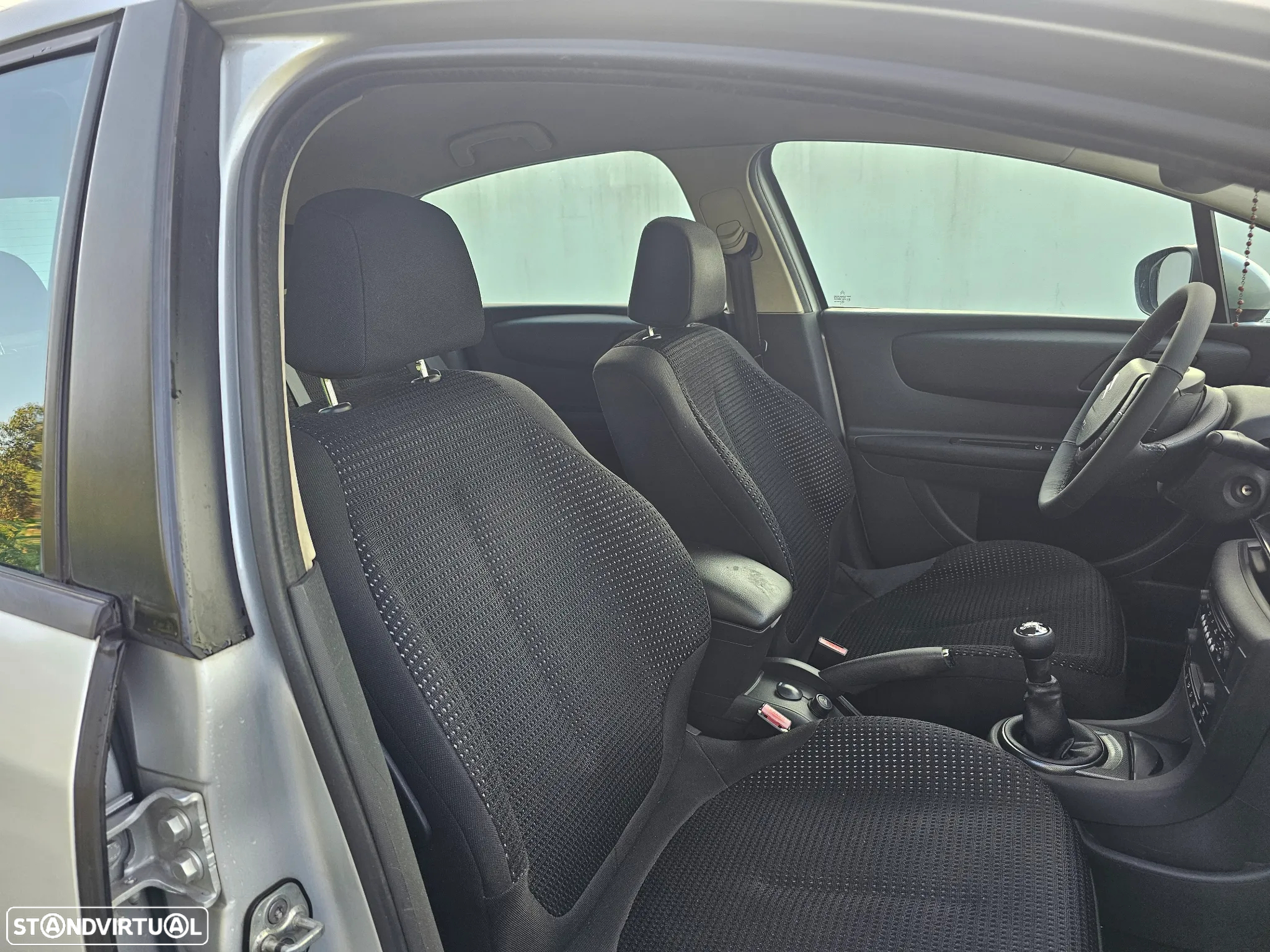 Citroën C4 1.6 HDi Attraction - 23