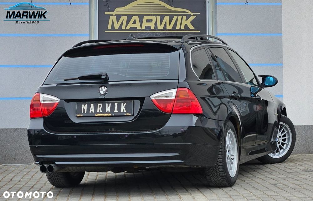 BMW Seria 3 - 24