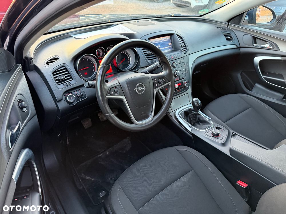 Opel Insignia 2.0 Turbo Edition - 36