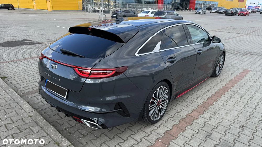 Kia ProCeed - 6