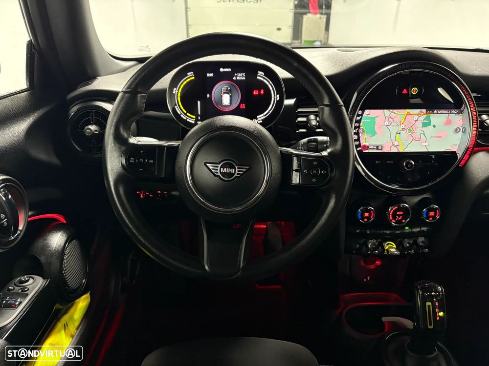 MINI 3 Portas Cooper SE S - 18