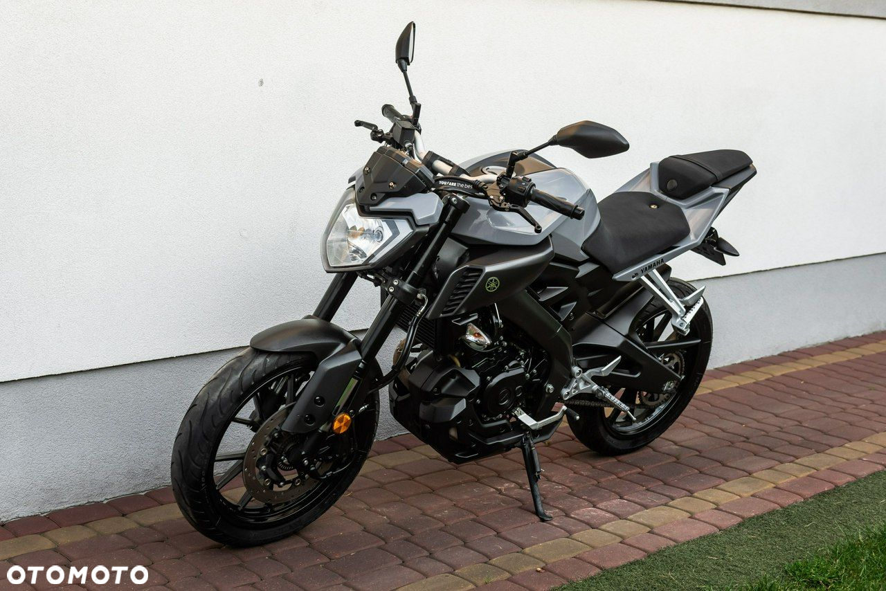 Yamaha MT - 7