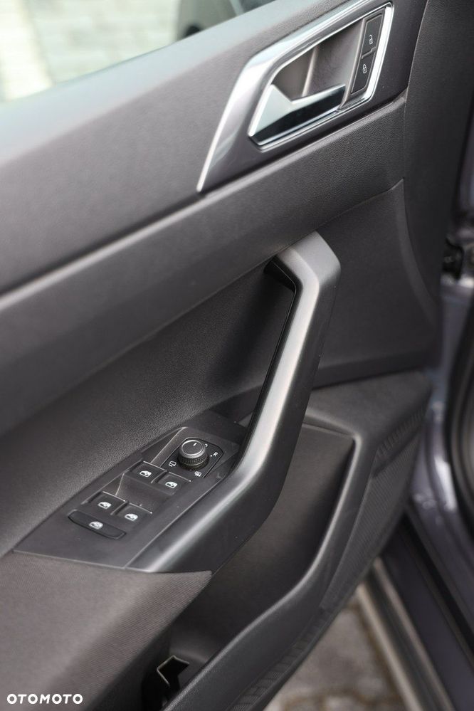 Volkswagen Taigo - 12