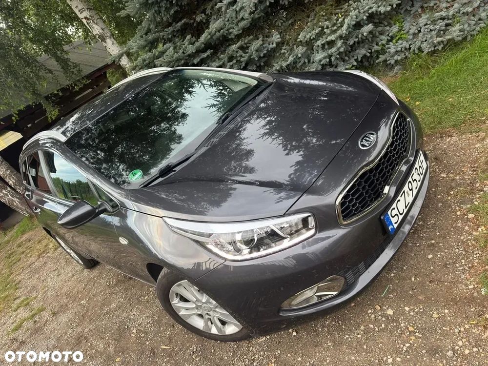 Kia Ceed - 25