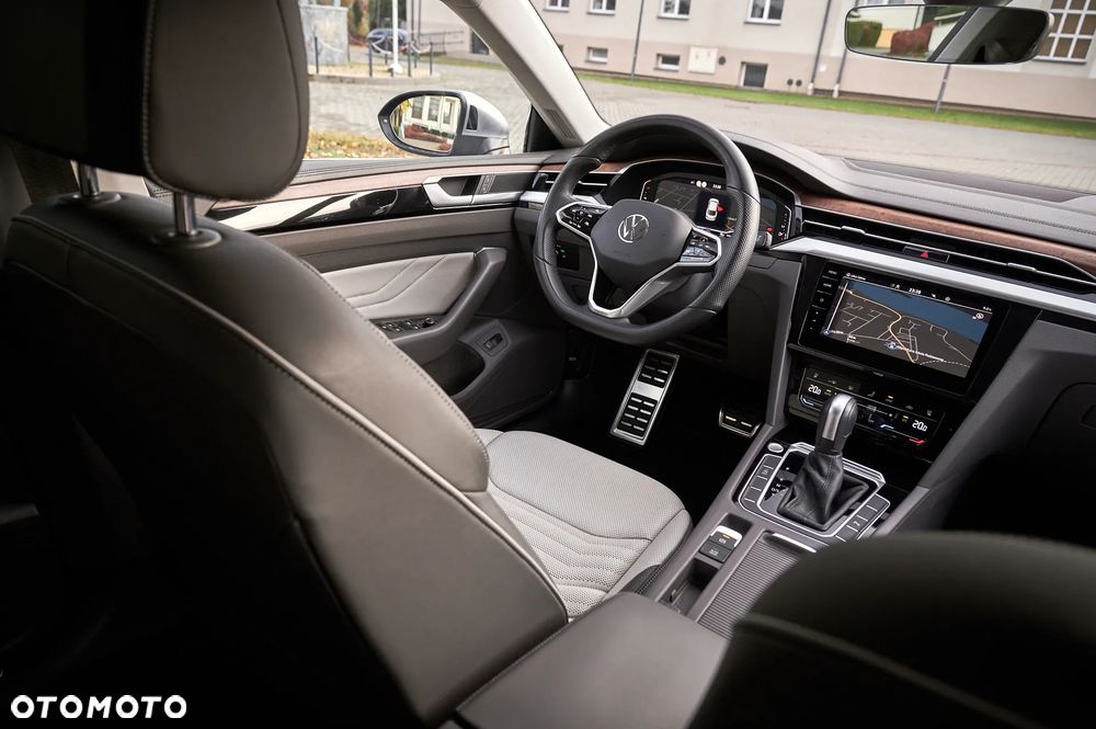 Volkswagen Arteon 2.0 TDI Elegance DSG - 26