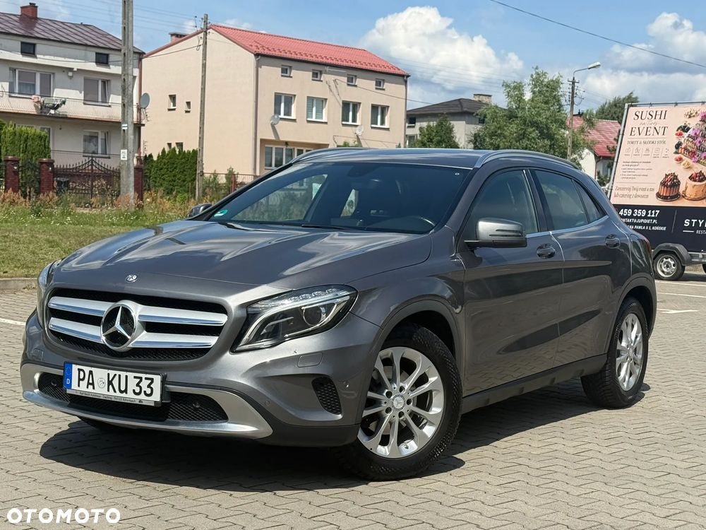 Mercedes-Benz GLA 200 UrbanStyle Edition - 11