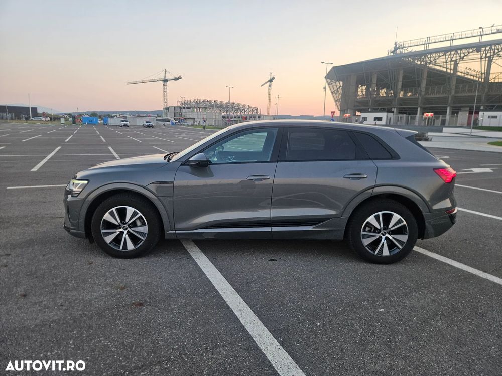 Audi Q8 e-tron 50 quattro S Line - 5
