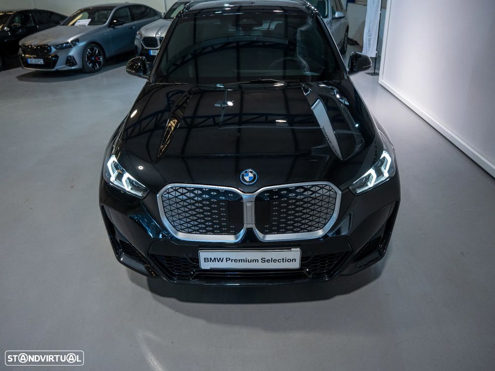 BMW iX1 eDrive20 Pack Desportivo M - 30
