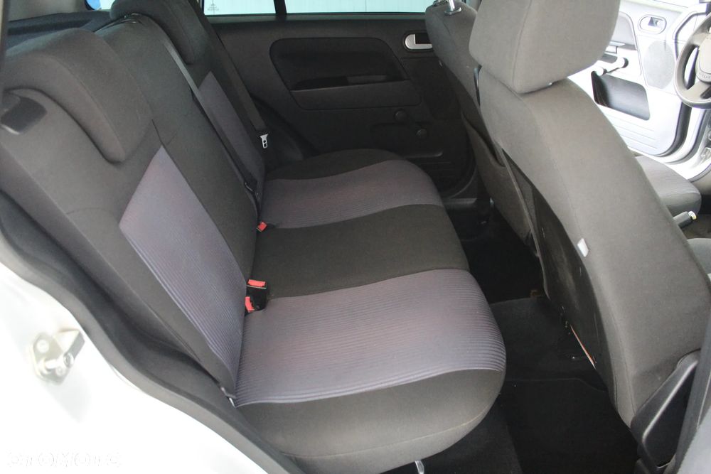 Ford Fusion 1.4 TDCI + - 11