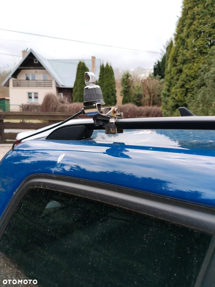 Volkswagen Touran 1.6 TDI DPF Life - 3