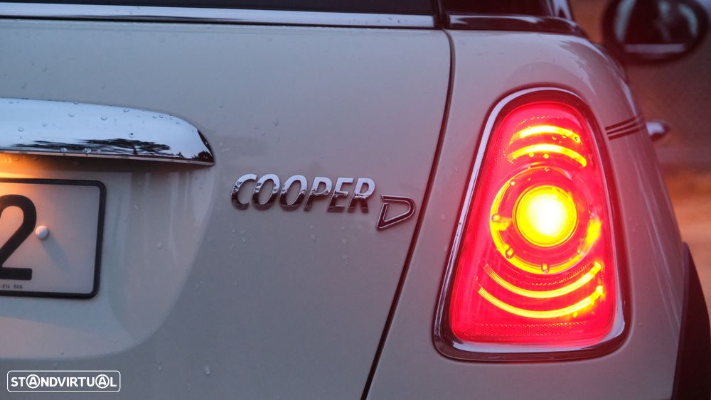 MINI 3 Portas Cooper D - 15
