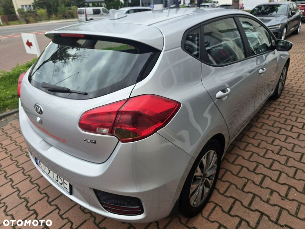 Kia Ceed 1.6 CRDi M - 6