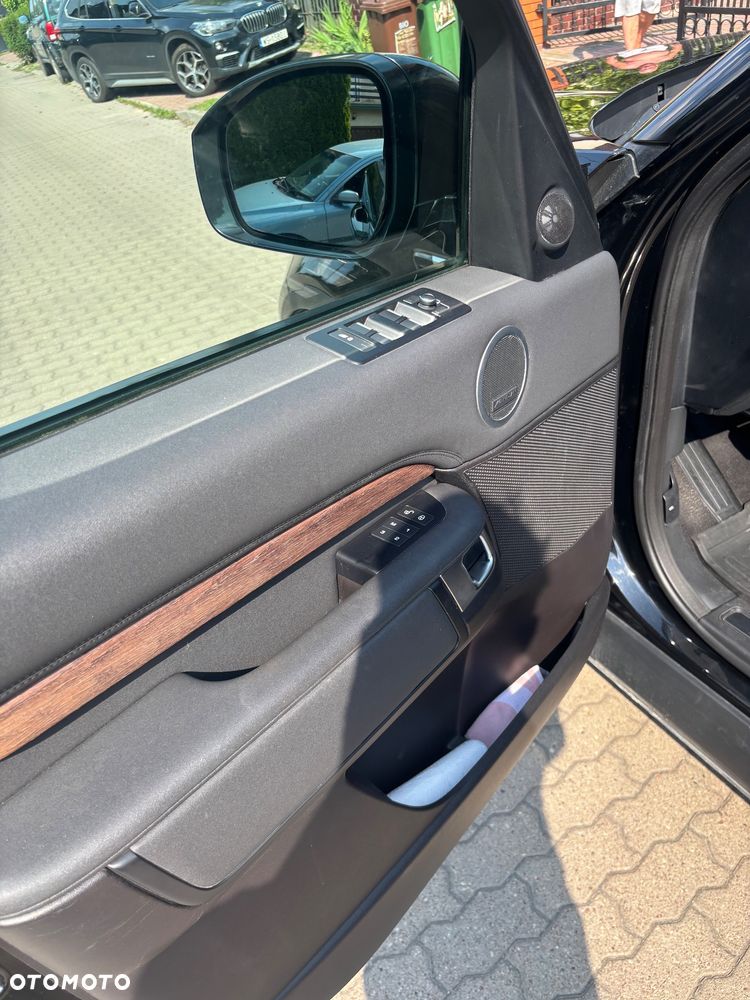 Land Rover Discovery 2.0 SD4 HSE - 11